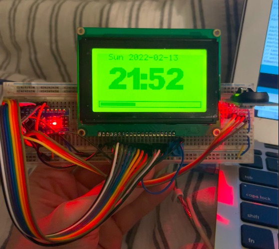 parallel lcd matrix clock on breadboard